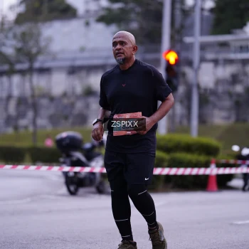 Runner Photo 3703323