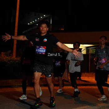 Runner Photo 3703335