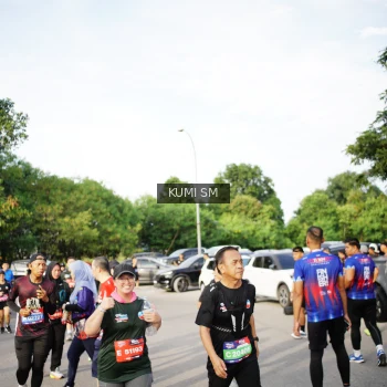 Runner Photo 3703338