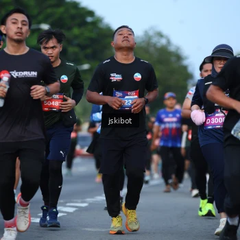 Runner Photo 3703364