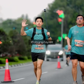 Runner Photo 3703397