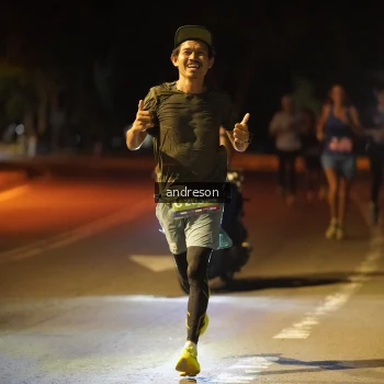 Runner Photo 3703405