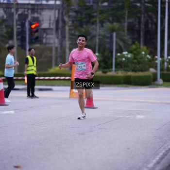 Runner Photo 3703408
