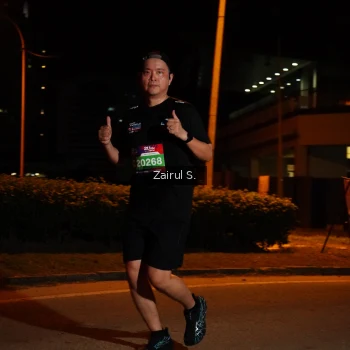 Runner Photo 3703479