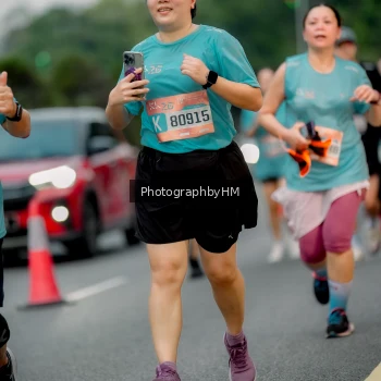 Runner Photo 3703494