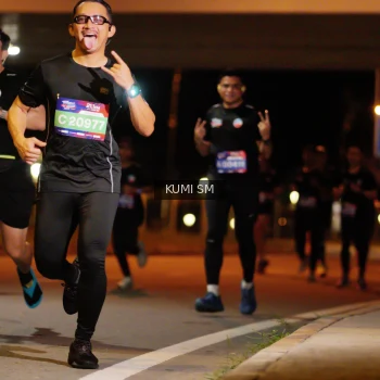 Runner Photo 3703515