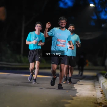 Runner Photo 3703522