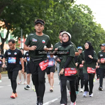 Runner Photo 3703523