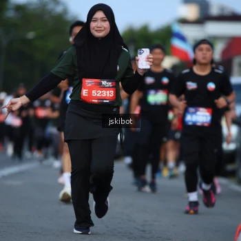 Runner Photo 3703526