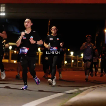 Runner Photo 3703543