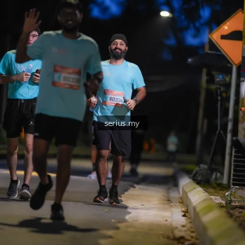 Runner Photo 3703571