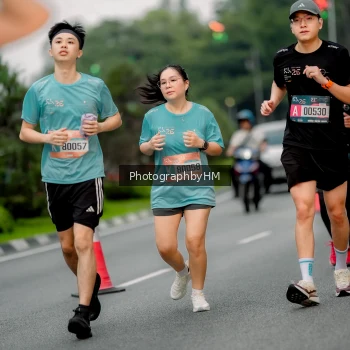 Runner Photo 3703605