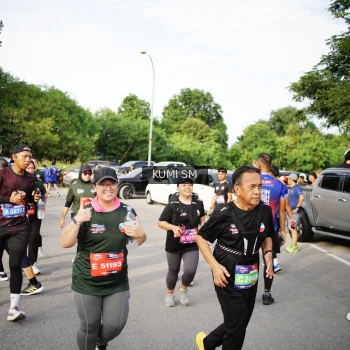 Runner Photo 3703606