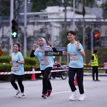 Runner Photo 3703609