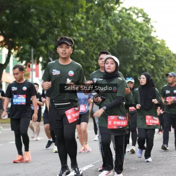 Runner Photo 3703633