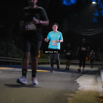 Runner Photo 3703657