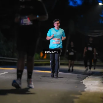 Runner Photo 3703691