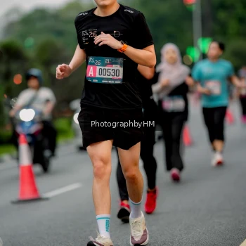 Runner Photo 3703692