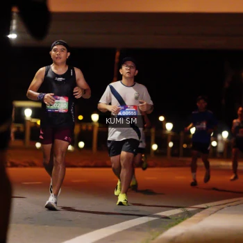 Runner Photo 3703701