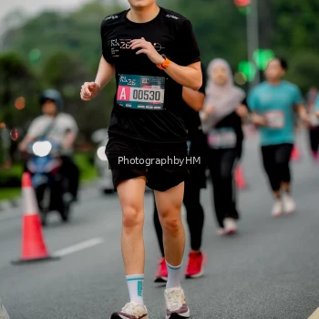 Runner Photo 3703703