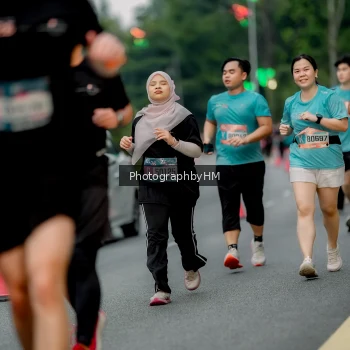Runner Photo 3703723