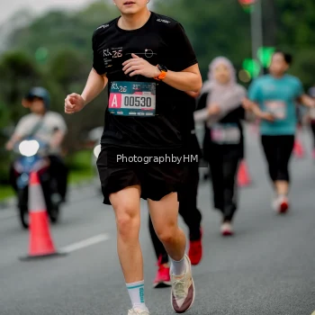 Runner Photo 3703732