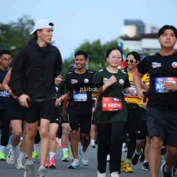 Runner Photo 3703749