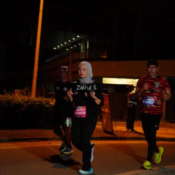 Runner Photo 3703769