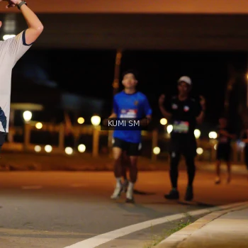 Runner Photo 3703782