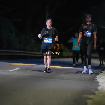 Runner Photo 3703785