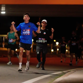 Runner Photo 3703789