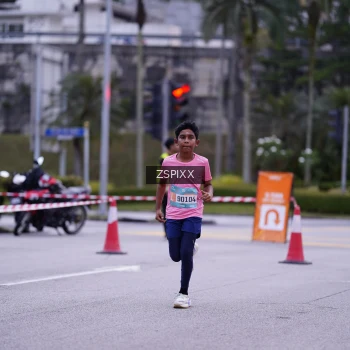 Runner Photo 3703805