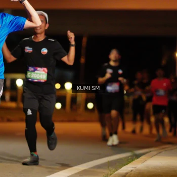 Runner Photo 3703812