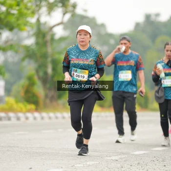 Runner Photo 3703836