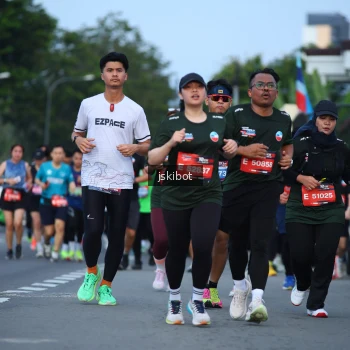 Runner Photo 3703841