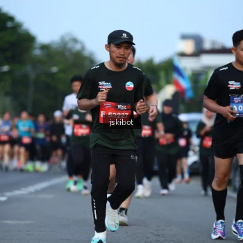 Runner Photo 3703861