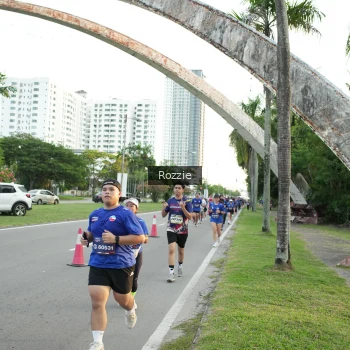 Runner Photo 3703863