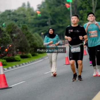 Runner Photo 3703901