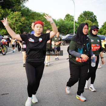 Runner Photo 3703930