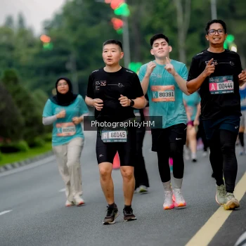 Runner Photo 3703935