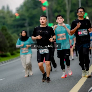 Runner Photo 3703944