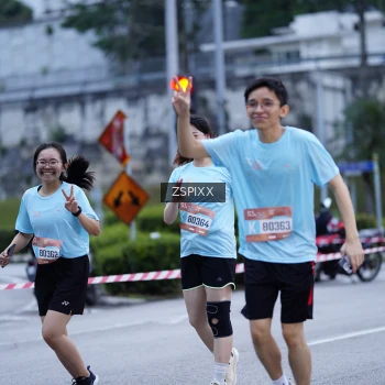 Runner Photo 3703957