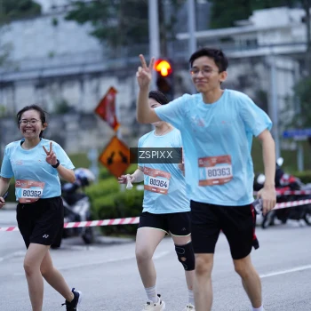Runner Photo 3703960