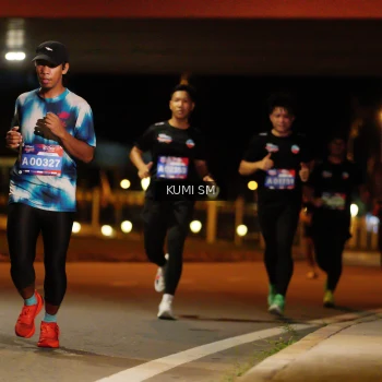 Runner Photo 3703968
