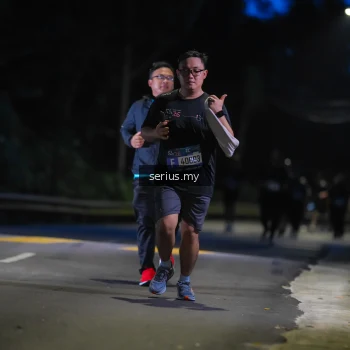 Runner Photo 3703979