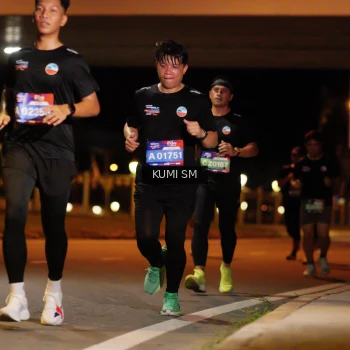 Runner Photo 3703988