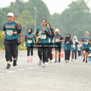 Runner Photo 3703994
