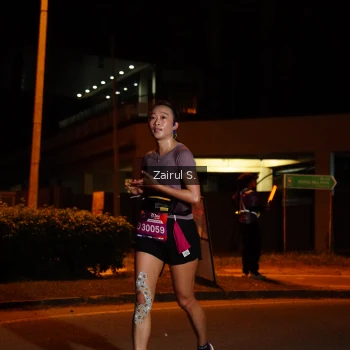 Runner Photo 3704019