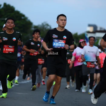 Runner Photo 3704028