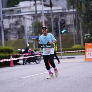 Runner Photo 3704038